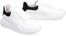 Load image into Gallery viewer, Court leather sneakers
