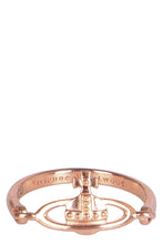 Load image into Gallery viewer, Vendome Silver ring
