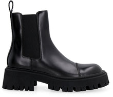 Load image into Gallery viewer, Leather ankle boots

