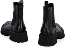 Load image into Gallery viewer, Leather ankle boots
