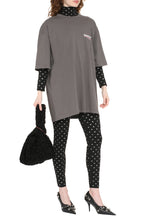 Load image into Gallery viewer, Oversize cotton t-shirt
