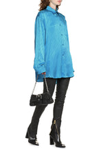Load image into Gallery viewer, Silk shirt
