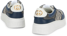 Load image into Gallery viewer, Men's sneaker with oversized sole and GG
