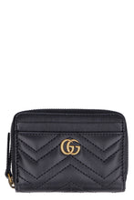 Load image into Gallery viewer, GG Marmont quilted leather wallet
