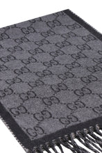 Load image into Gallery viewer, Double face wool scarf
