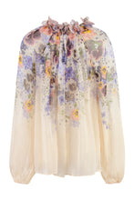 Load image into Gallery viewer, Tama printed silk blouse
