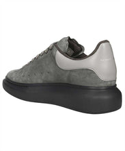 Load image into Gallery viewer, Larry suede sneakers
