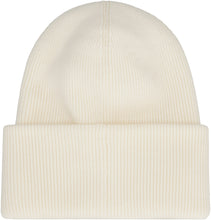 Load image into Gallery viewer, Toque Arctic Knitted beanie
