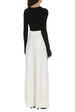 Load image into Gallery viewer, Viscose-blend sweater
