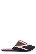 Load image into Gallery viewer, Slippers in foam
