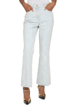 Load image into Gallery viewer, Flared stretch cotton jeans
