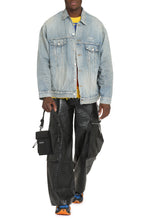 Load image into Gallery viewer, Bleach wash denim jacket
