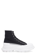 Load image into Gallery viewer, Tread Slick lace-up ankle boots
