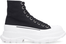 Load image into Gallery viewer, Tread Slick lace-up ankle boots
