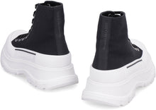 Load image into Gallery viewer, Tread Slick lace-up ankle boots

