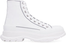 Load image into Gallery viewer, Tread Slick lace-up ankle boots
