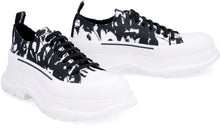 Load image into Gallery viewer, Tread Slick lace-up shoes
