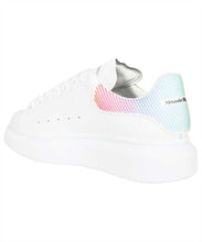 Load image into Gallery viewer, Larry leather sneakers
