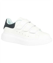 Load image into Gallery viewer, Larry leather sneakers
