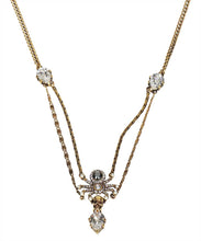 Load image into Gallery viewer, Chain necklace with Skull detail
