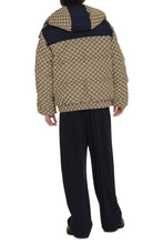 Load image into Gallery viewer, Hooded bomber-style down jacket
