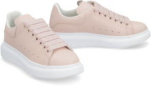 Load image into Gallery viewer, Larry leather sneakers
