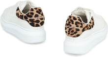 Load image into Gallery viewer, Leather chunky sneakers
