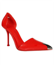Load image into Gallery viewer, Patent leather pointy toe d'Orsay pumps
