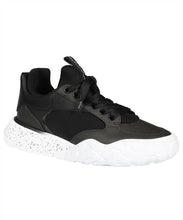 Load image into Gallery viewer, Court Tech mid-top sneakers
