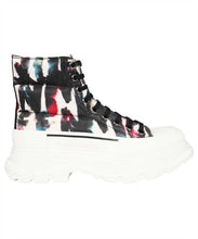 Load image into Gallery viewer, Tread Slick lace-up boots

