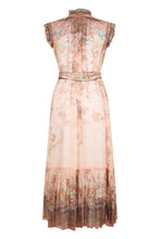 Load image into Gallery viewer, Dress with floral print
