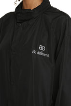 Load image into Gallery viewer, Embroidered windbreaker-jacket
