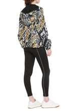 Load image into Gallery viewer, Hooded windbreaker
