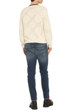 Load image into Gallery viewer, Long sleeve crew-neck sweater
