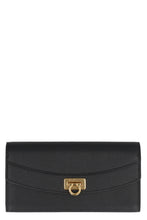 Load image into Gallery viewer, Gancini grainy leather wallet
