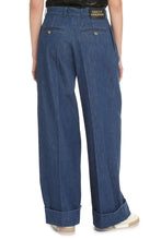 Load image into Gallery viewer, Wide-leg jeans
