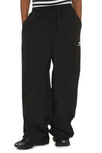 Load image into Gallery viewer, Techno fabric track pants
