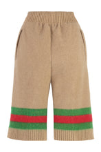 Load image into Gallery viewer, Knitted shorts
