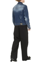 Load image into Gallery viewer, Denim jacket
