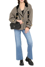 Load image into Gallery viewer, Wool blazer
