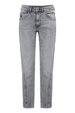 Load image into Gallery viewer, regular fit jeans
