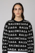 Load image into Gallery viewer, Crew-neck wool sweater
