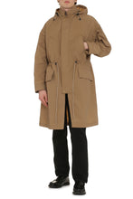 Load image into Gallery viewer, Technical fabric parka
