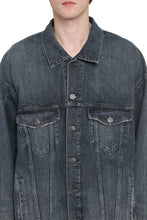 Load image into Gallery viewer, Denim jacket
