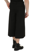 Load image into Gallery viewer, Wool silk cropped pant
