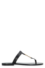 Load image into Gallery viewer, Cassandre leather thong-sandals
