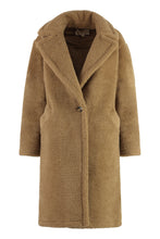 Load image into Gallery viewer, Vegan fur coat
