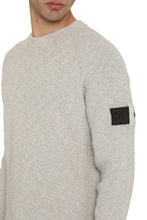 Load image into Gallery viewer, Long sleeve crew-neck sweater
