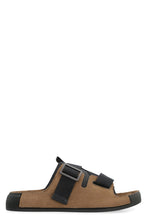 Load image into Gallery viewer, Suede sandals
