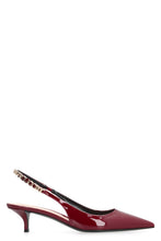 Load image into Gallery viewer, Gucci Signoria patent leather pumps
